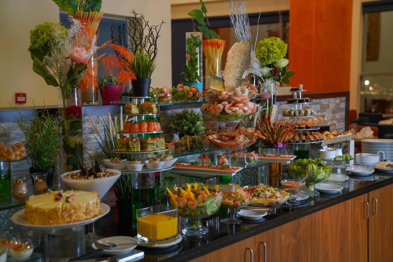 Ramada Encore By Wyndham Kuwait Downtown Kuwait City Eksteriør bilde